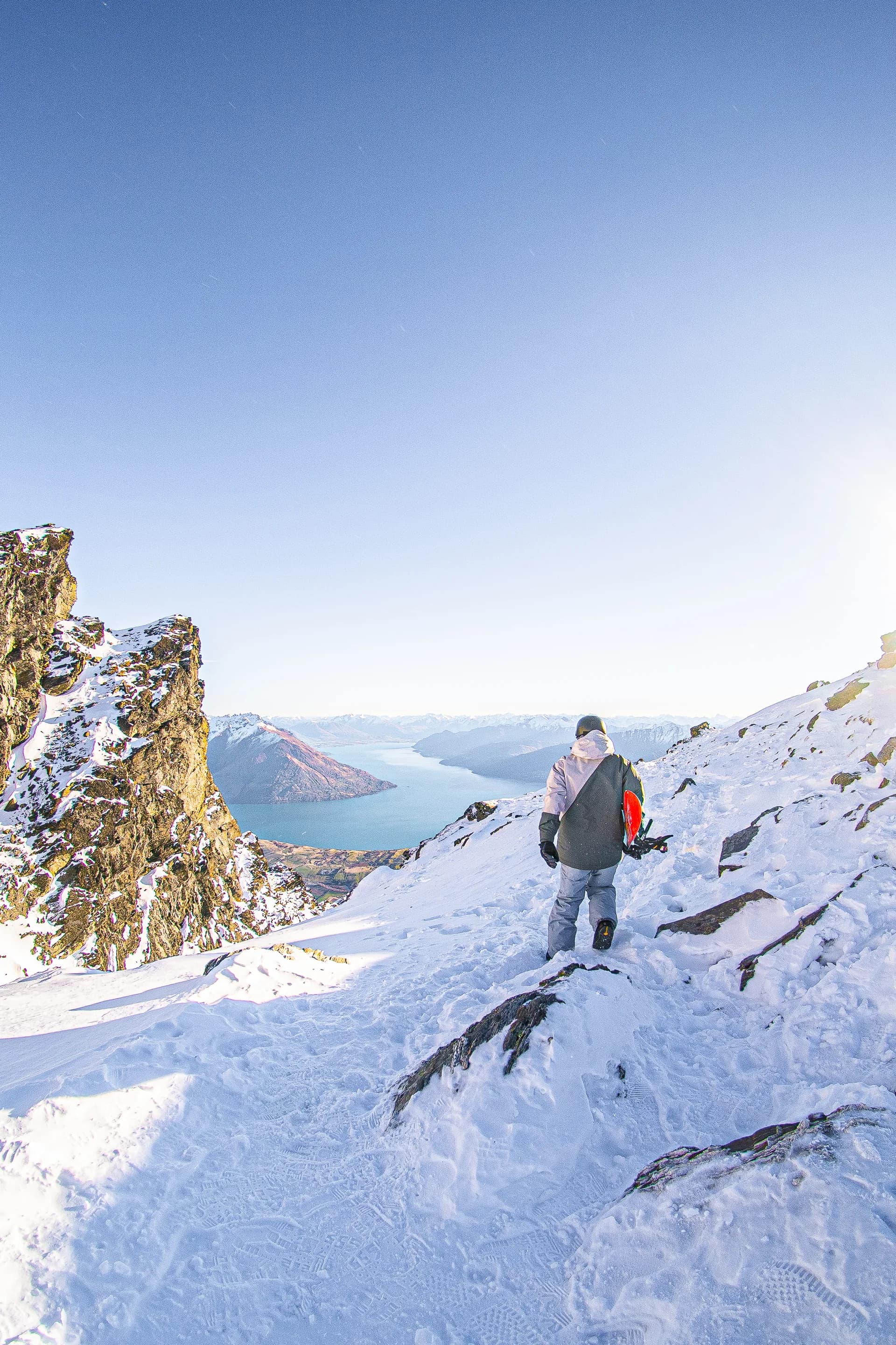 Queenstown Walks and Hikes: Ten Tracks from 40 Minutes to All Day