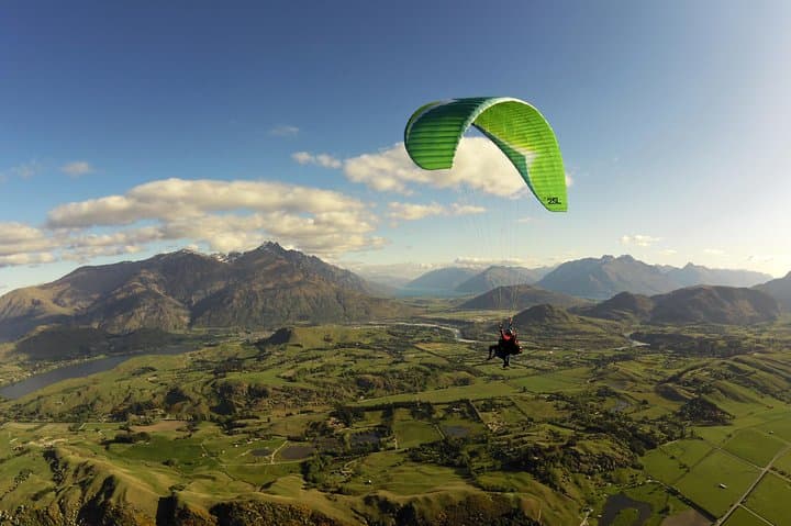 Tandem Paragliding Queenstown