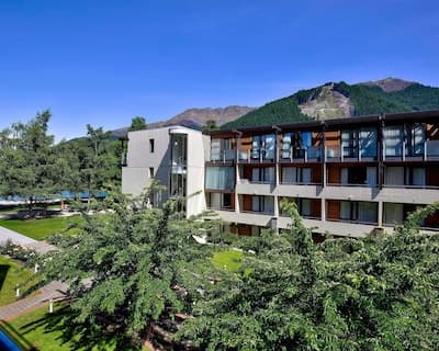 Novotel Queenstown Lakeside