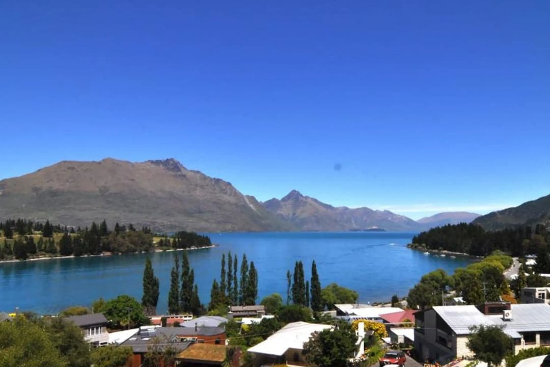 Earnslaw Lodge