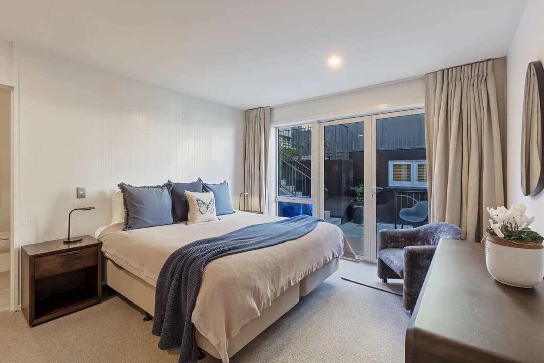 Queenstown House Bed & Breakfast and Apartments