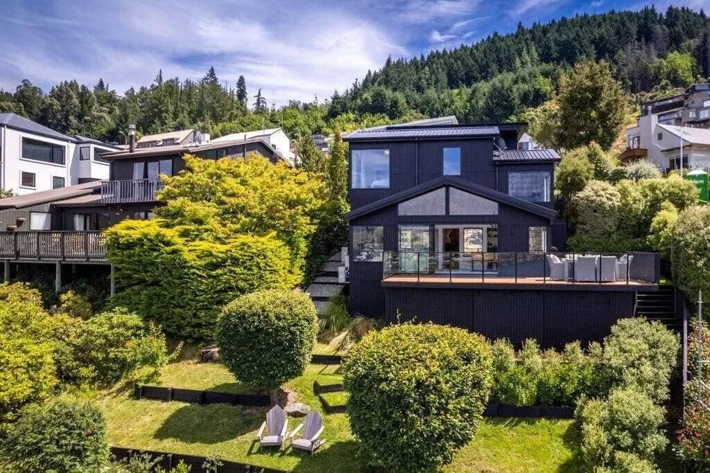 Korimako - A Luxe Sunrise Lane Gorgeous Retreat