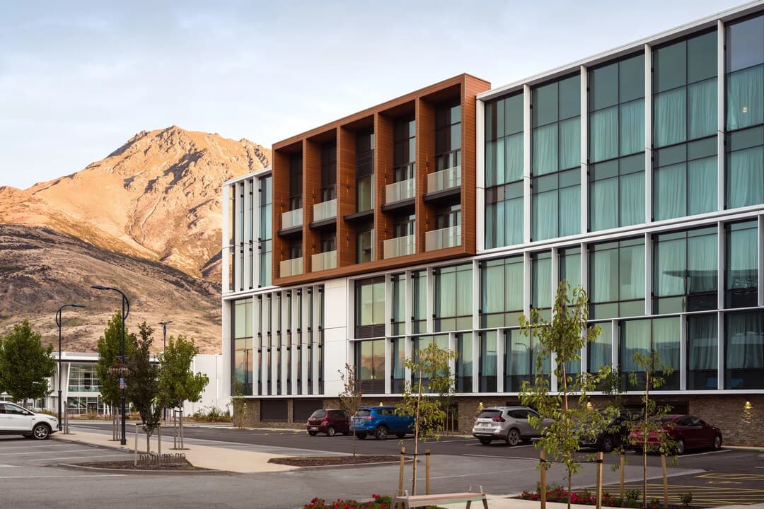 Holiday Inn Queenstown Remarkables Park By Ihg