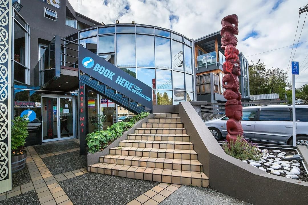 Tahuna Pod Hostel