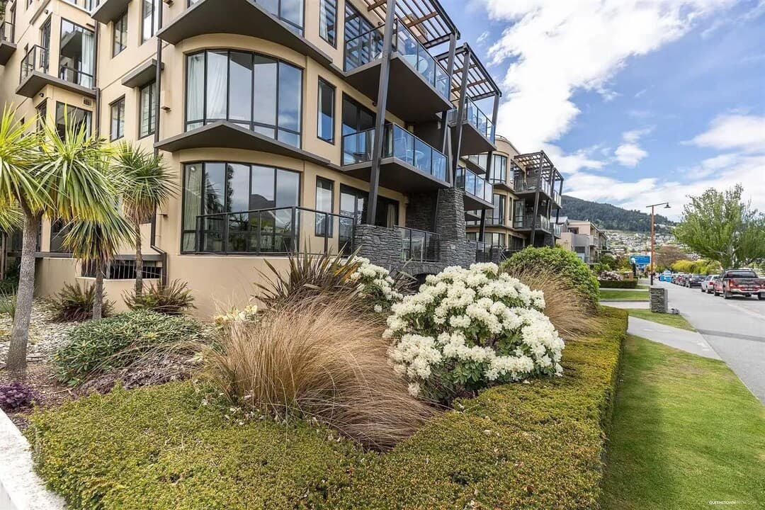 The Beacon - 2 Bedroom Town Apartment