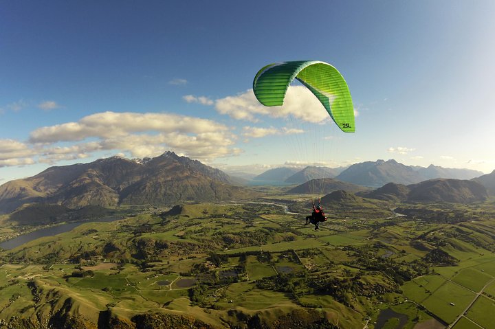 Tandem Paragliding Queenstown