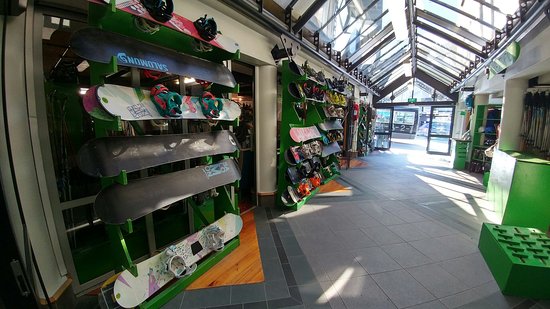Green Toad Snowboard & Ski Shop photo 6