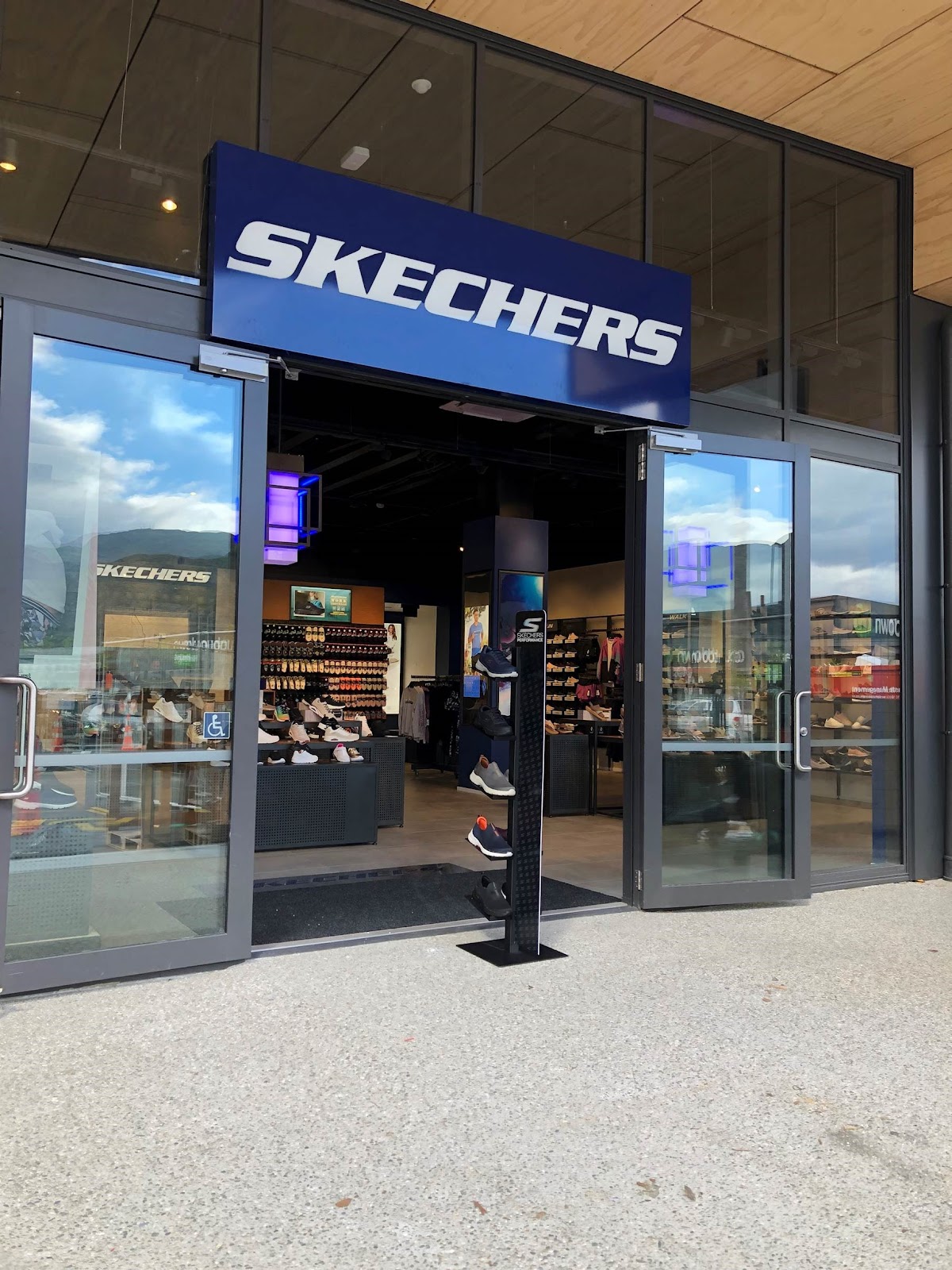 Skechers Queenstown photo 1