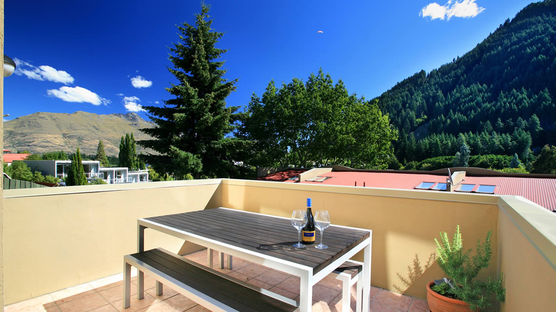 Cranbury Court Apartments