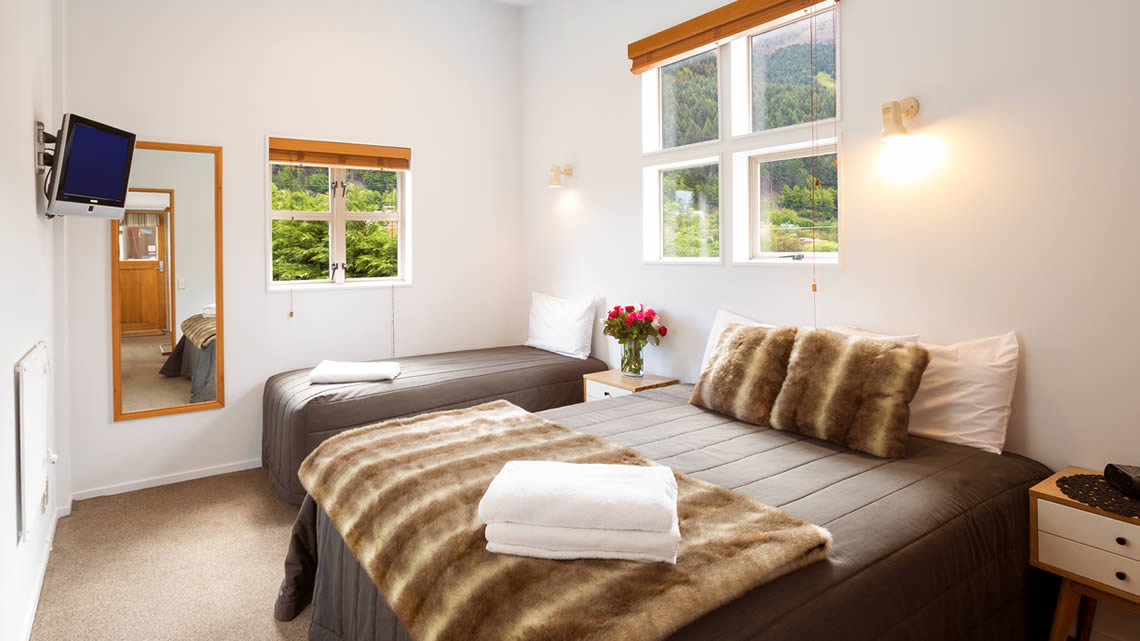 Cranbury Court Apartments