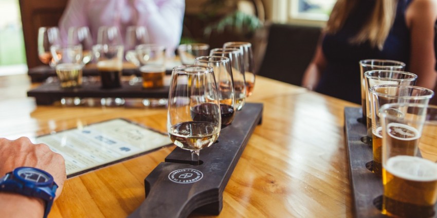 Beer & Wine Twilight Tour - Altitude Tours