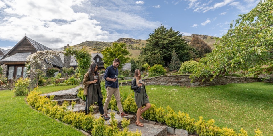 Beer & Wine Twilight Tour - Altitude Tours