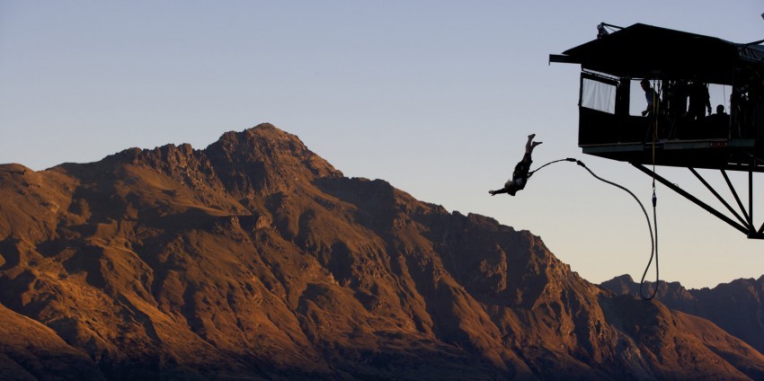 Bungy - 47m Ledge - Freestyle Bungy