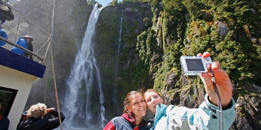 Milford Sound Overnight Cruise - Mariner